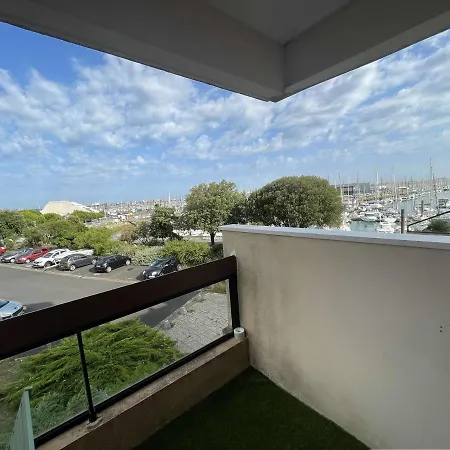 公寓 Cosy Avec Terrasse Et Piscine, Et Port A Proximite - Fr-1-246-571 拉罗歇尔